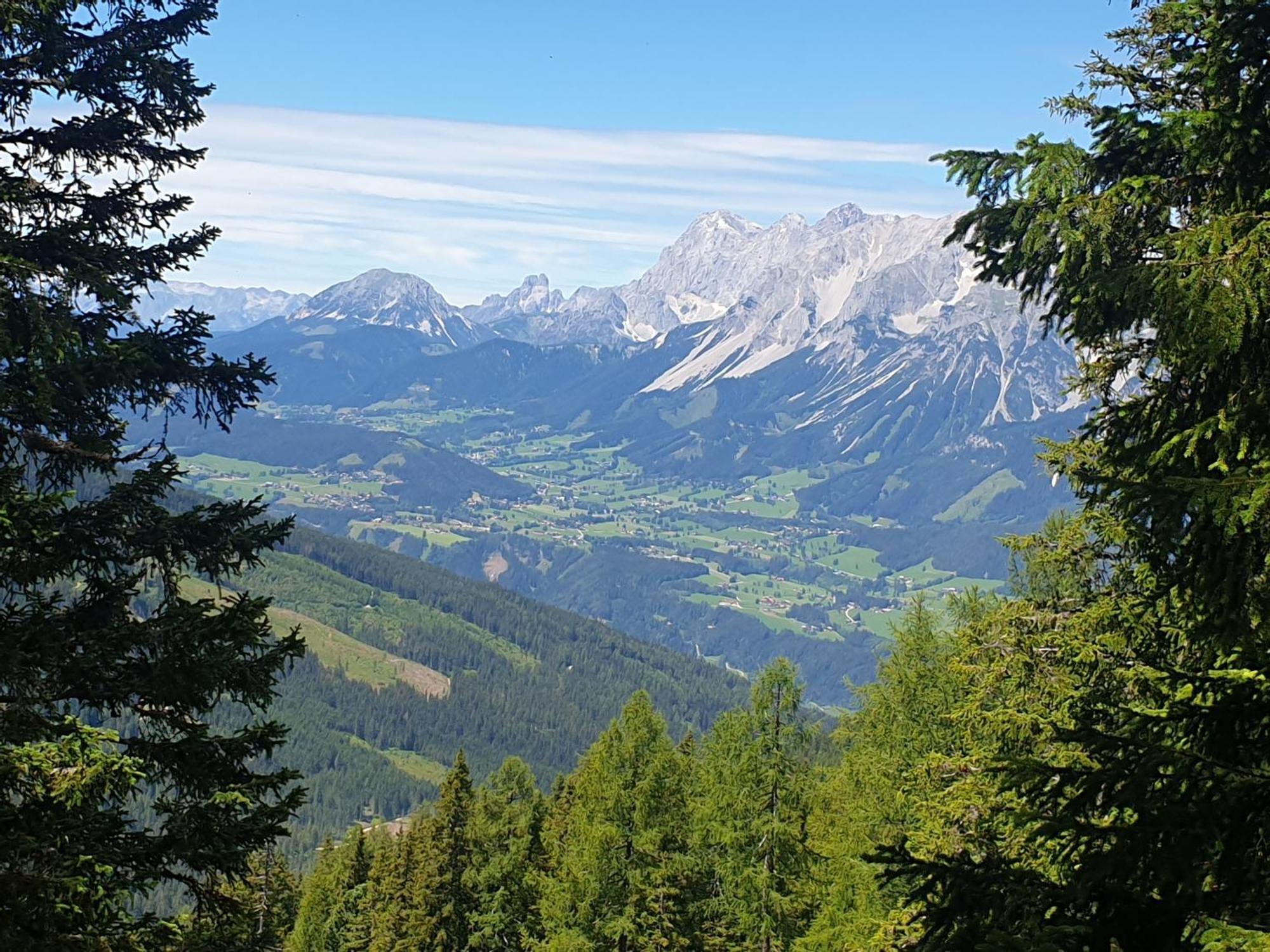 Bergfuehrerhaus Bed & Breakfast Ramsau am Dachstein Exterior photo